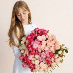 «Кустовые розочки спрей»